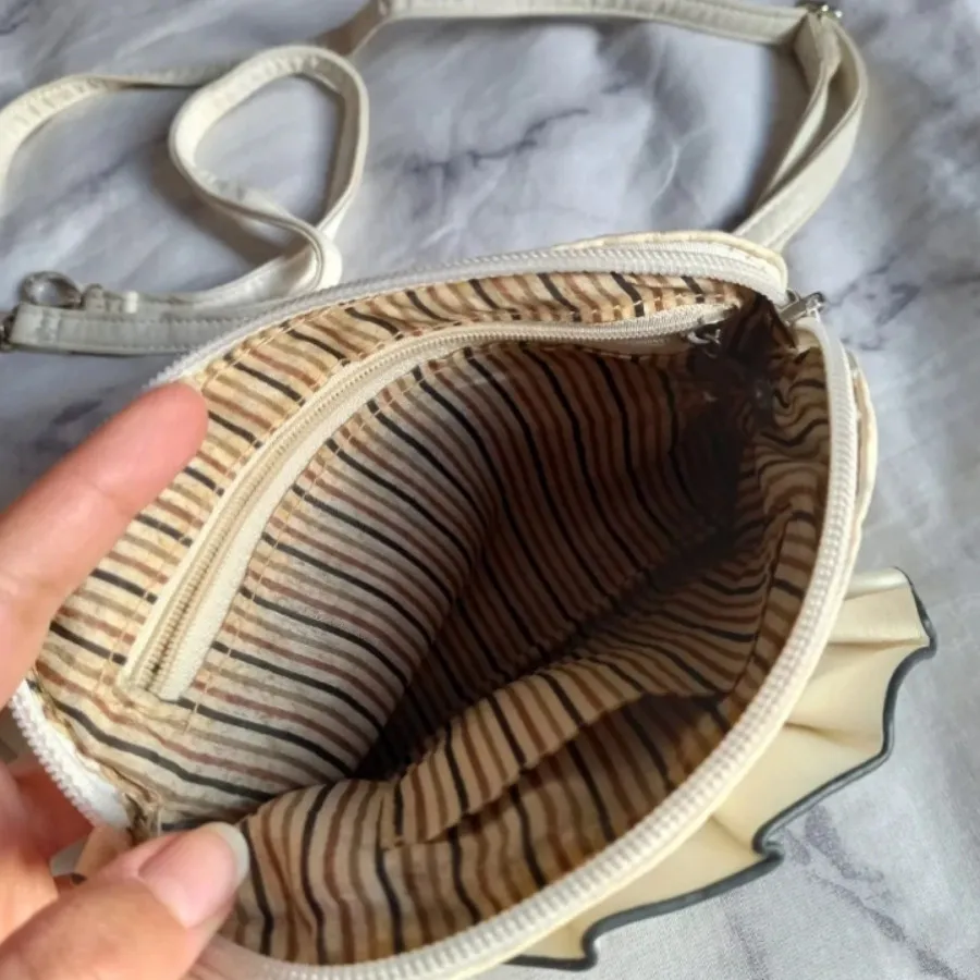 کیف سفید مجلسی