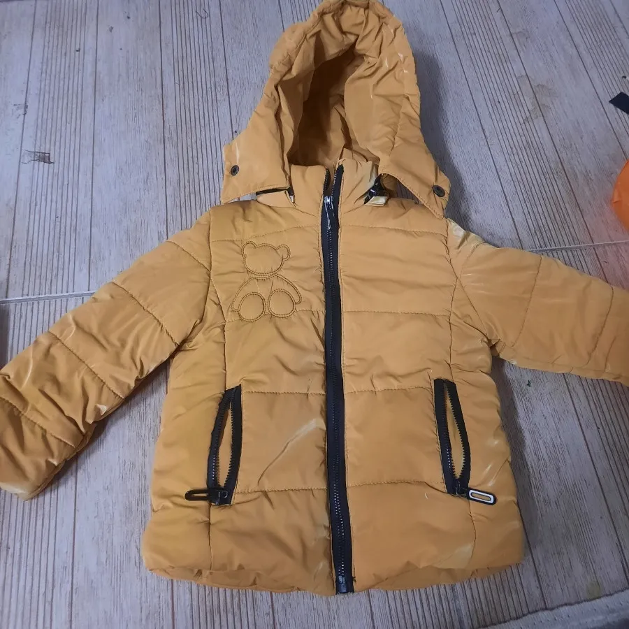 کاپشن و پوتین بچگانه