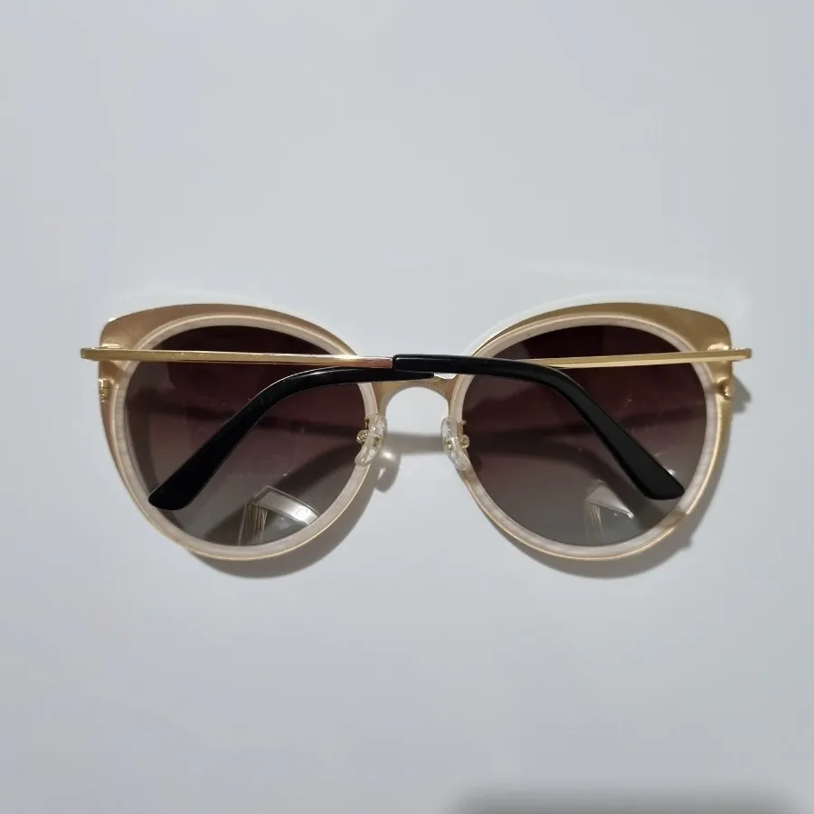 عینک آفتابی