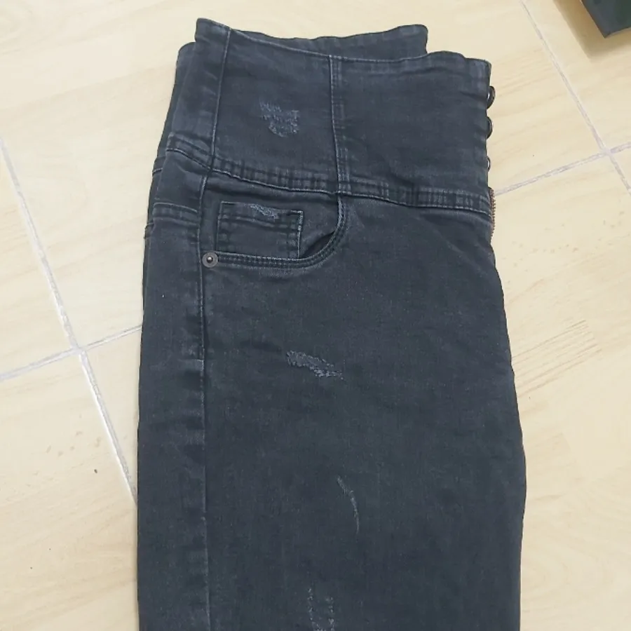 بافت و شلوار لی