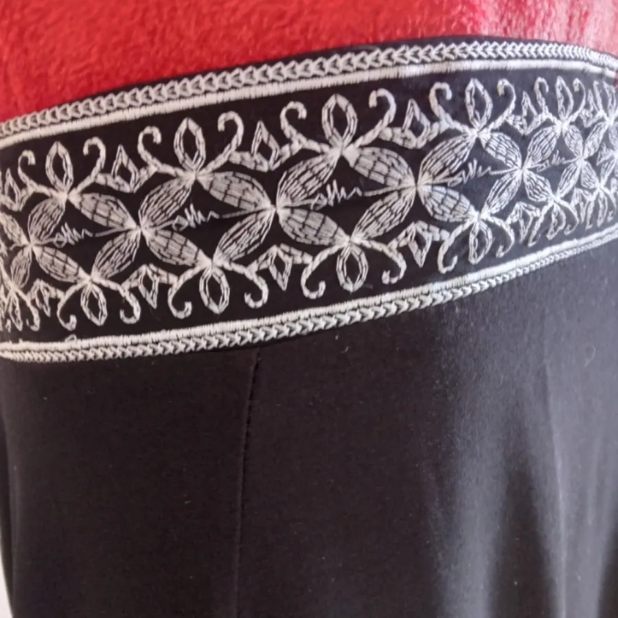 دامن زنانه کلوش