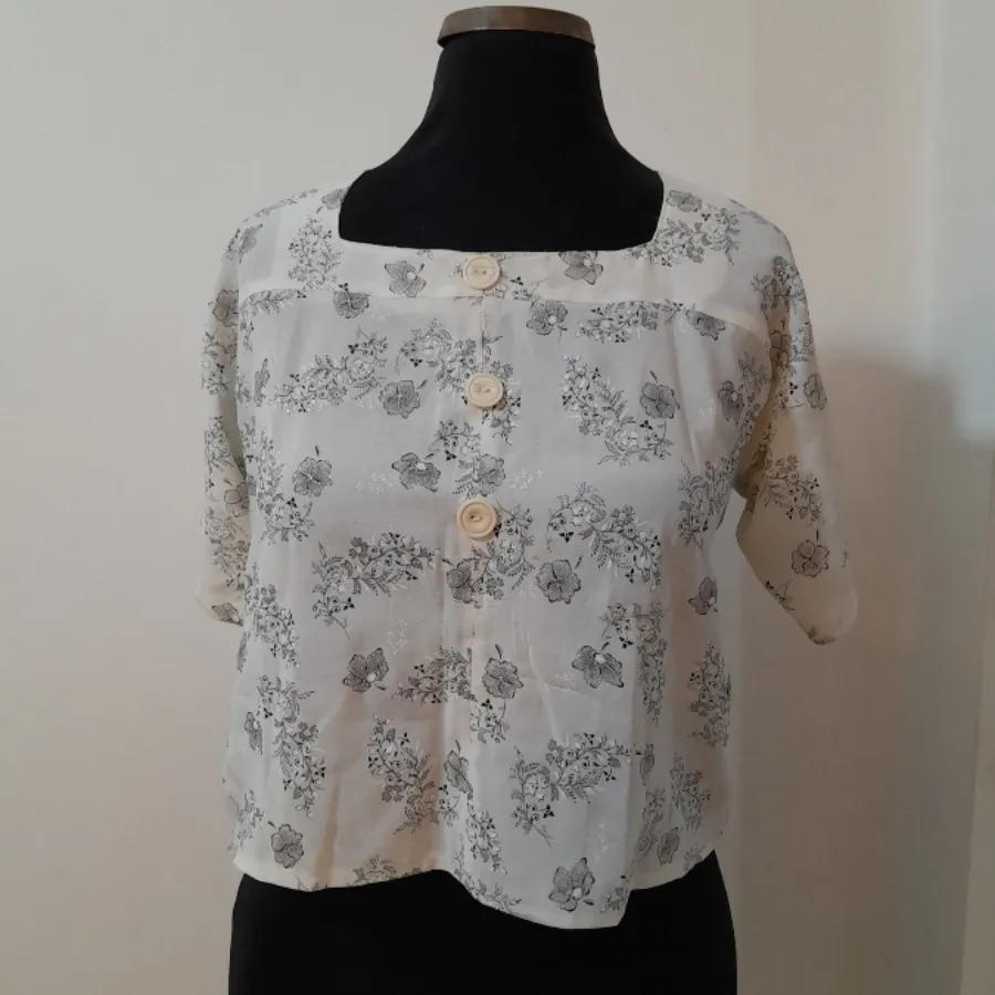 شومیز شاینی