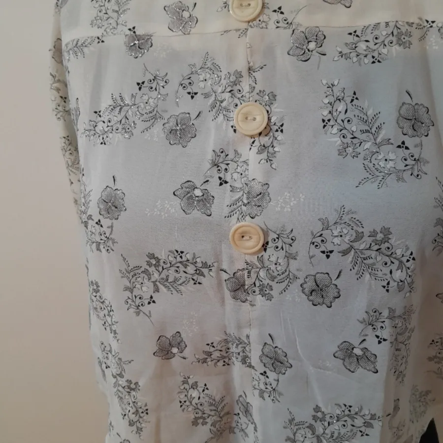 شومیز شاینی