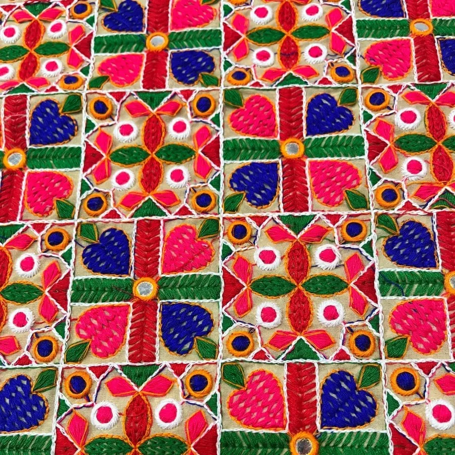 پارچه سوزندوزی