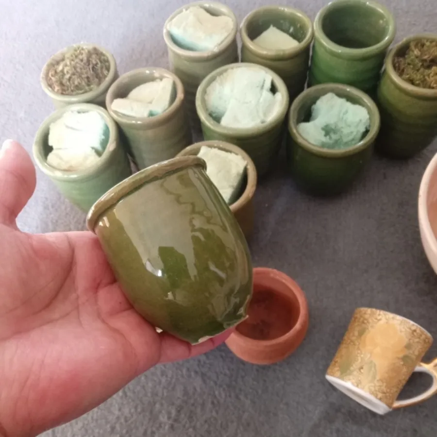 گلدان سفالی