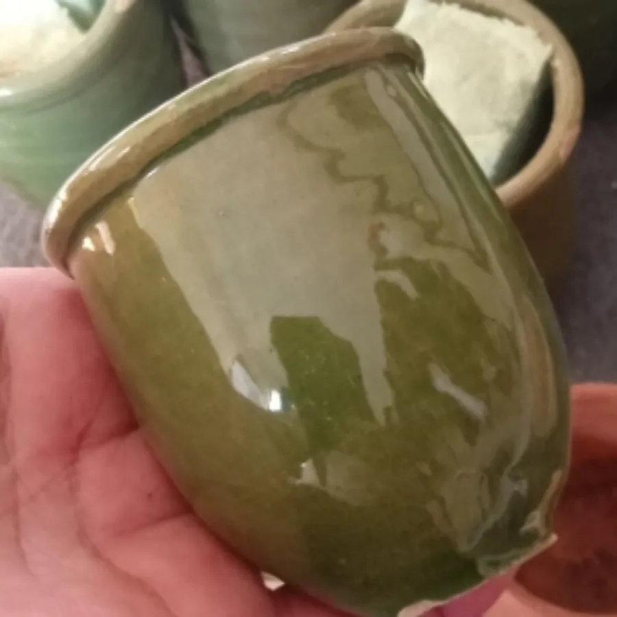 گلدان سفالی