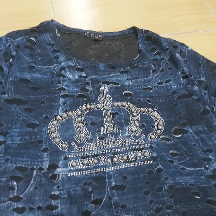 تیشرت و شلوار لی