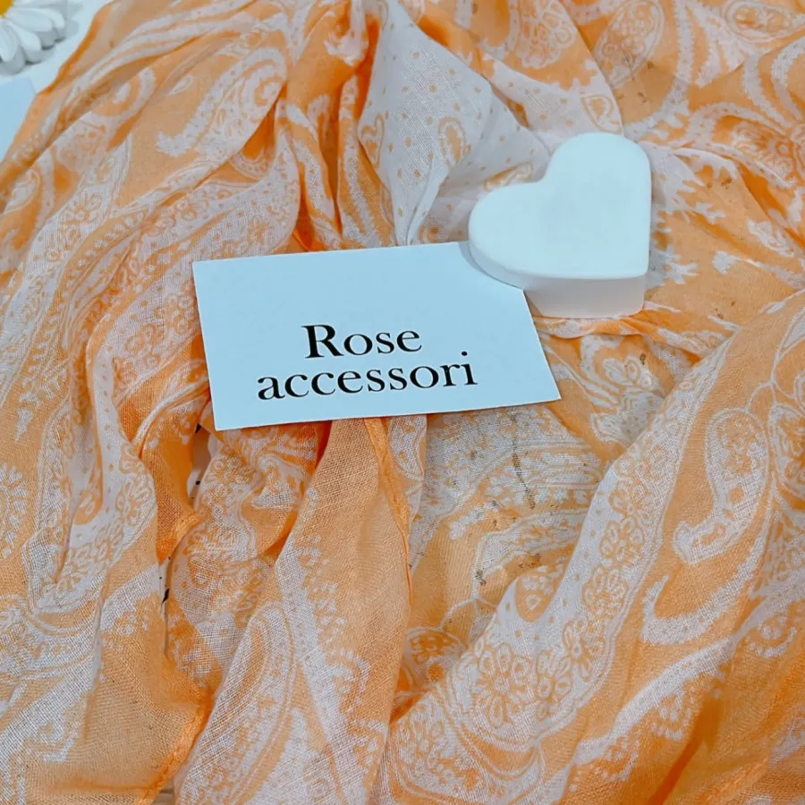 مینی اسکارف