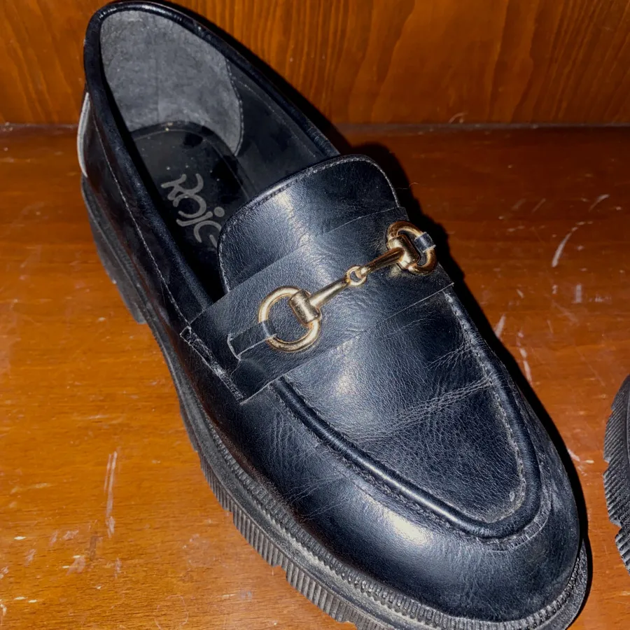 کفش کالج مشکی