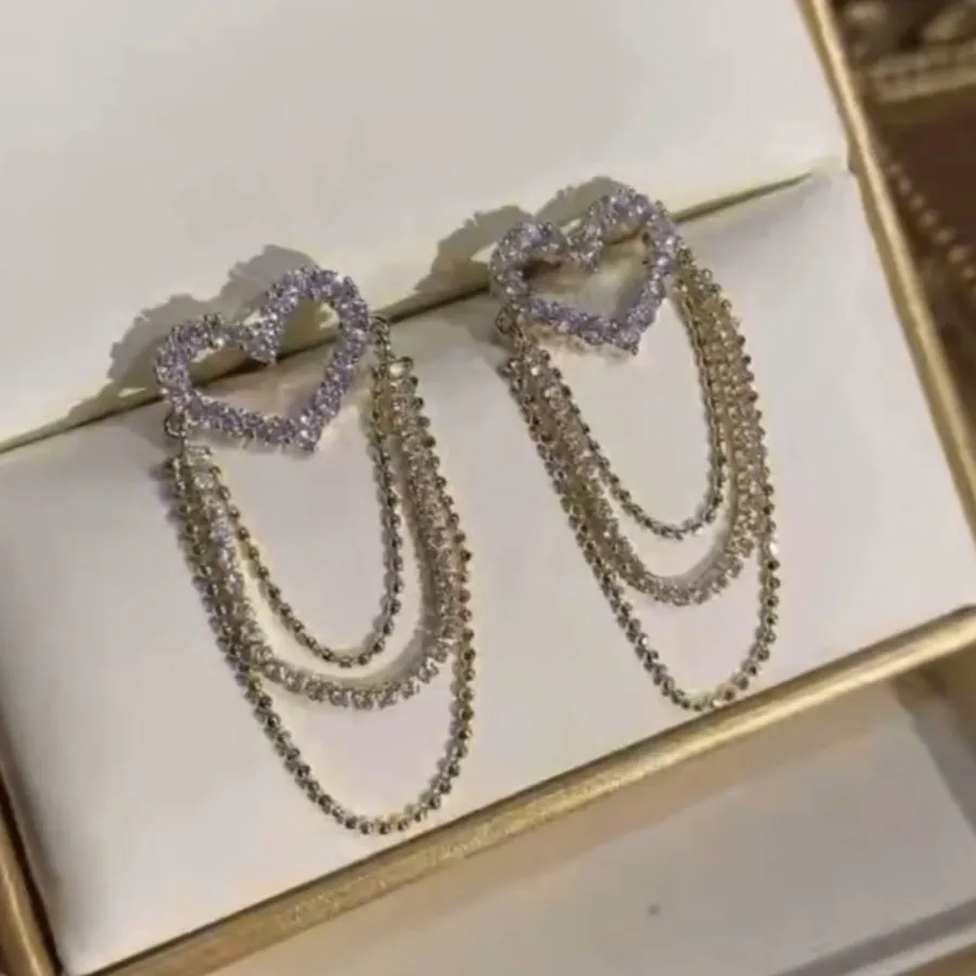 گوشواره پینترستی