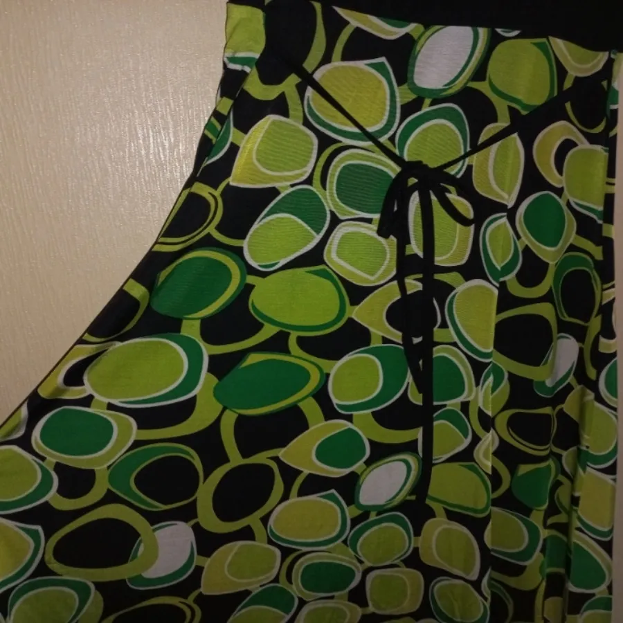 پیراهن زنانه سبز ریون