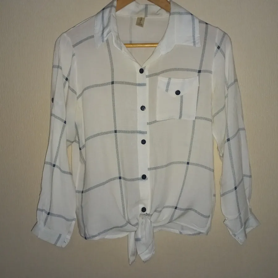 شومیز زنانه سفید جلو گره