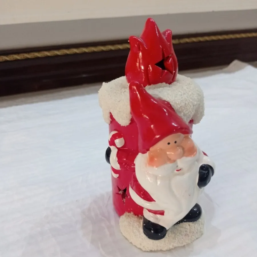 مجسمه طرح بابا نویل