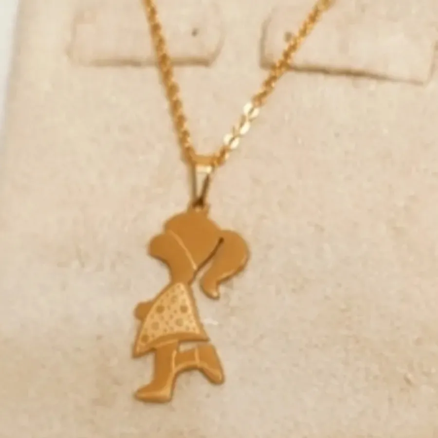 سه عدد گردنبند زیبا