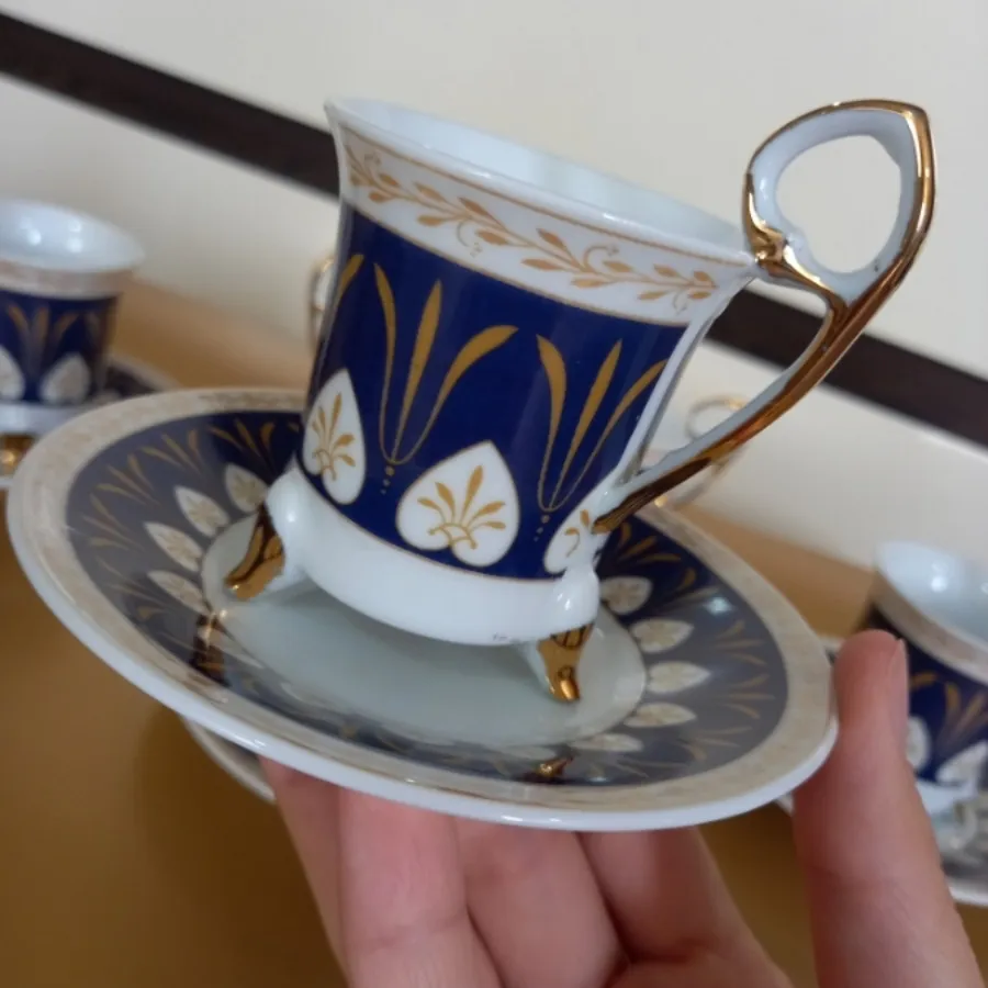 فنجان نعلبکی سورمه ای