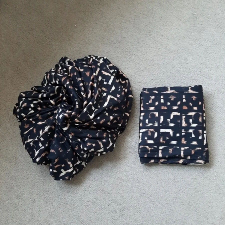 پارچه تریکو گرم بالا