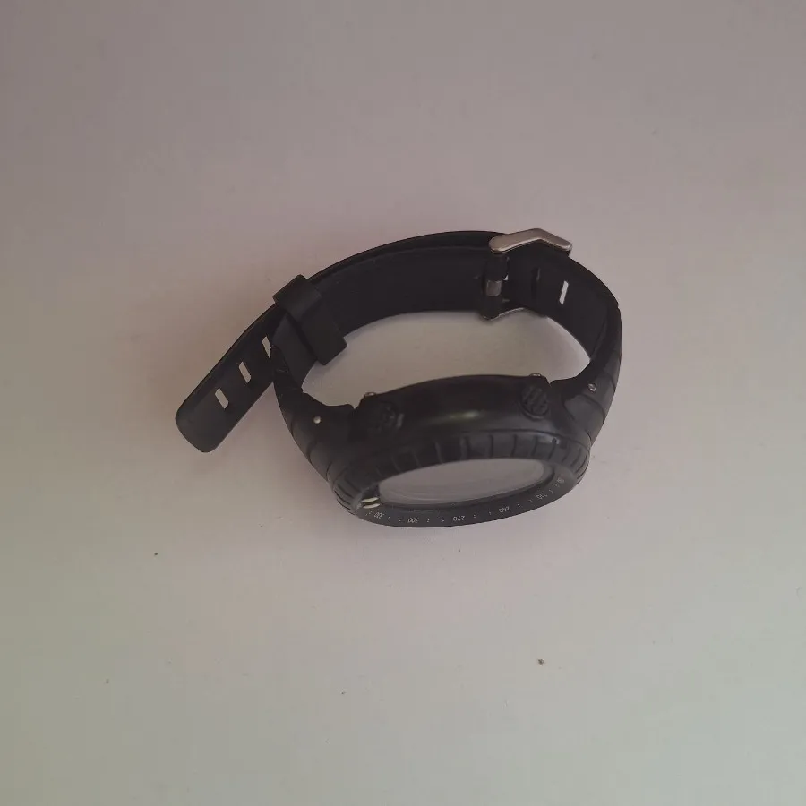 ساعت اسکمی ضد اب