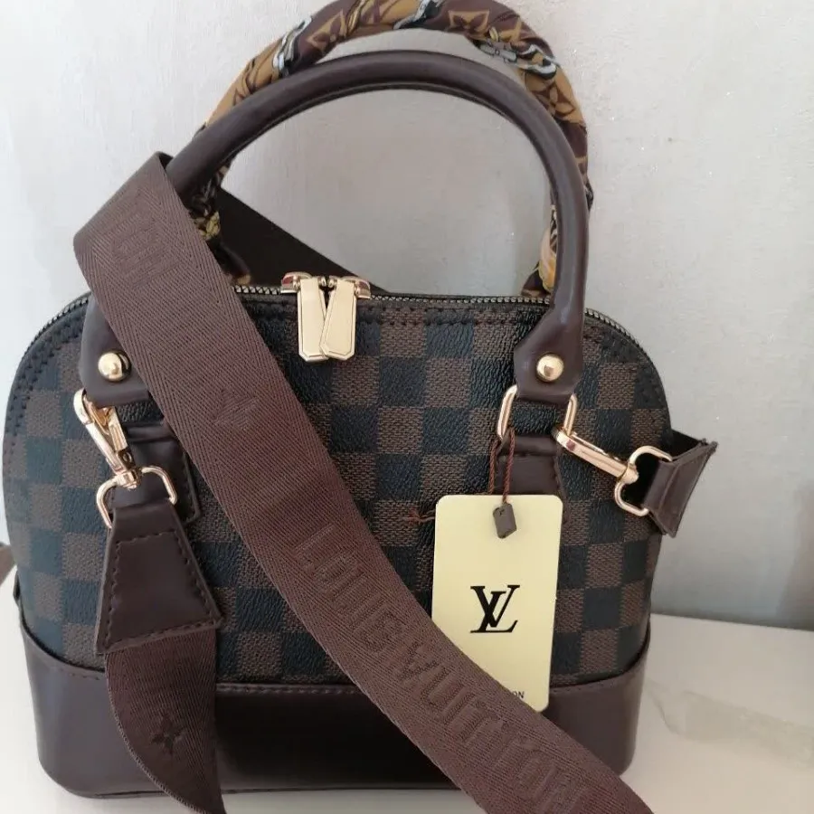 کیف ال وی اسکارفدار