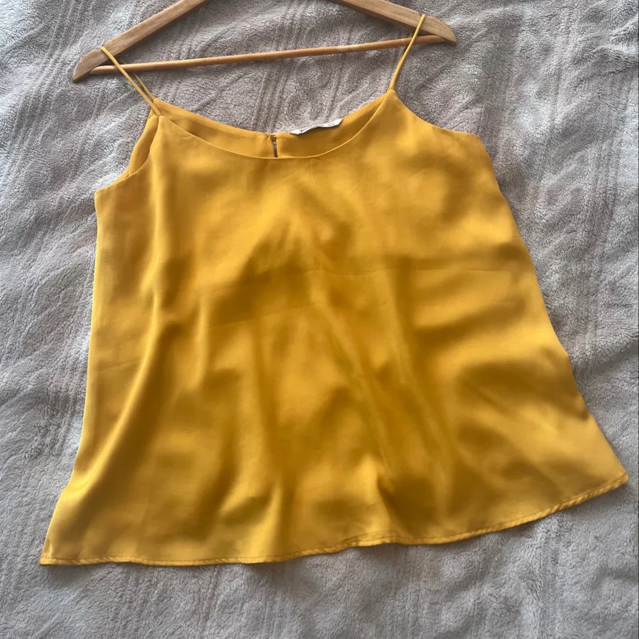 تاپ برند استرادیوس