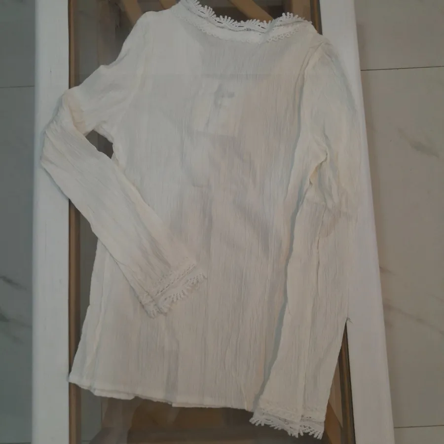 شومیز سفید آستین بلند