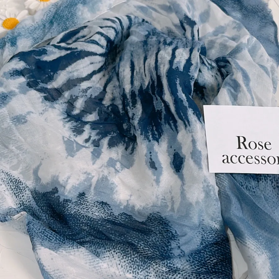 مینی اسکارف