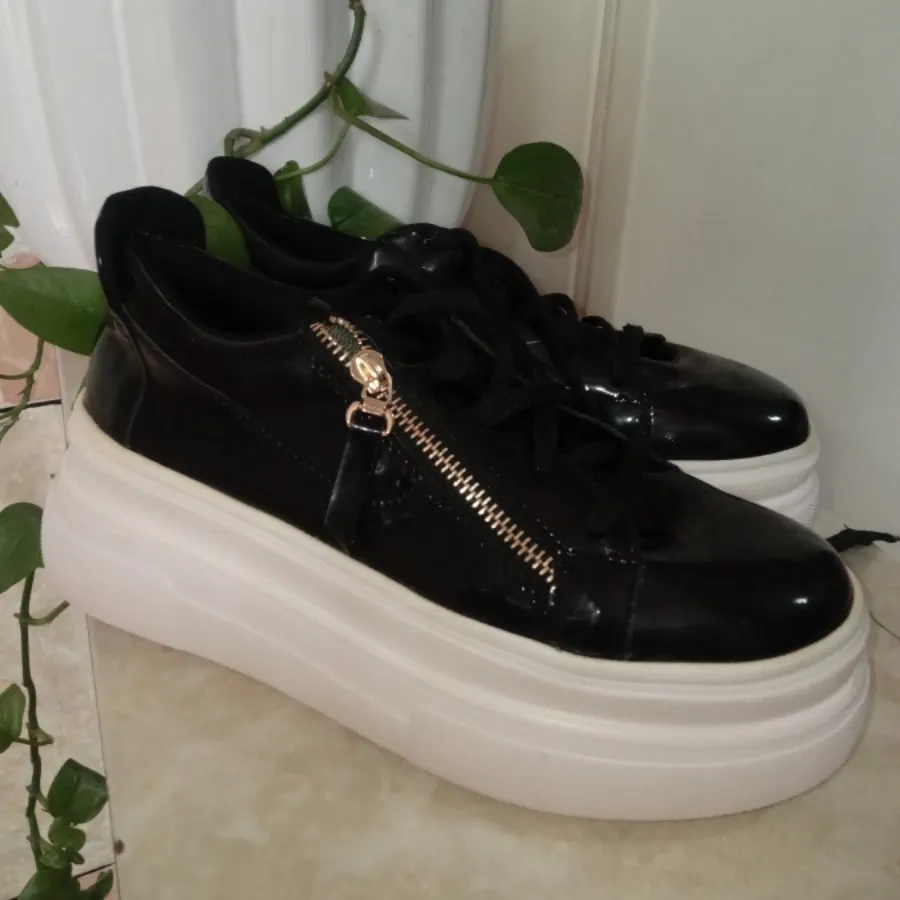 کفش لژدار سایز 38و 39