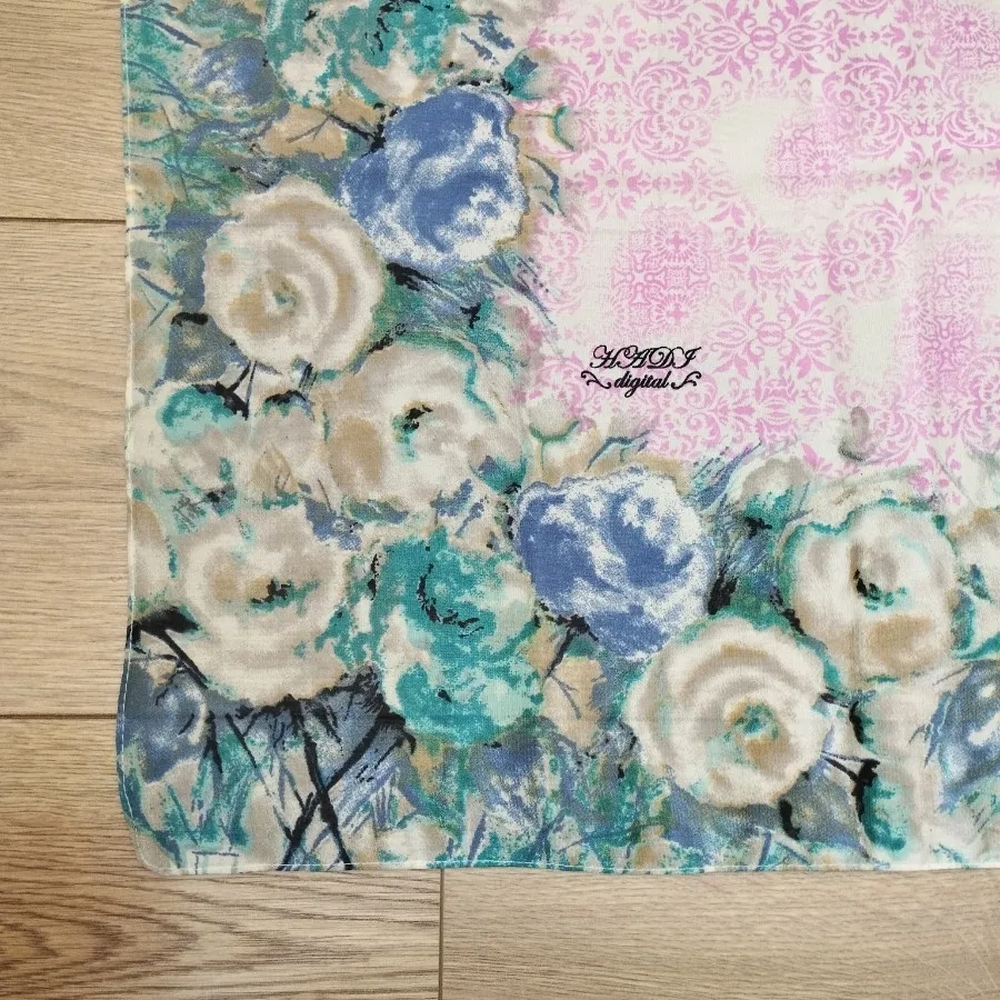 روسری نخی قواره بزرگ