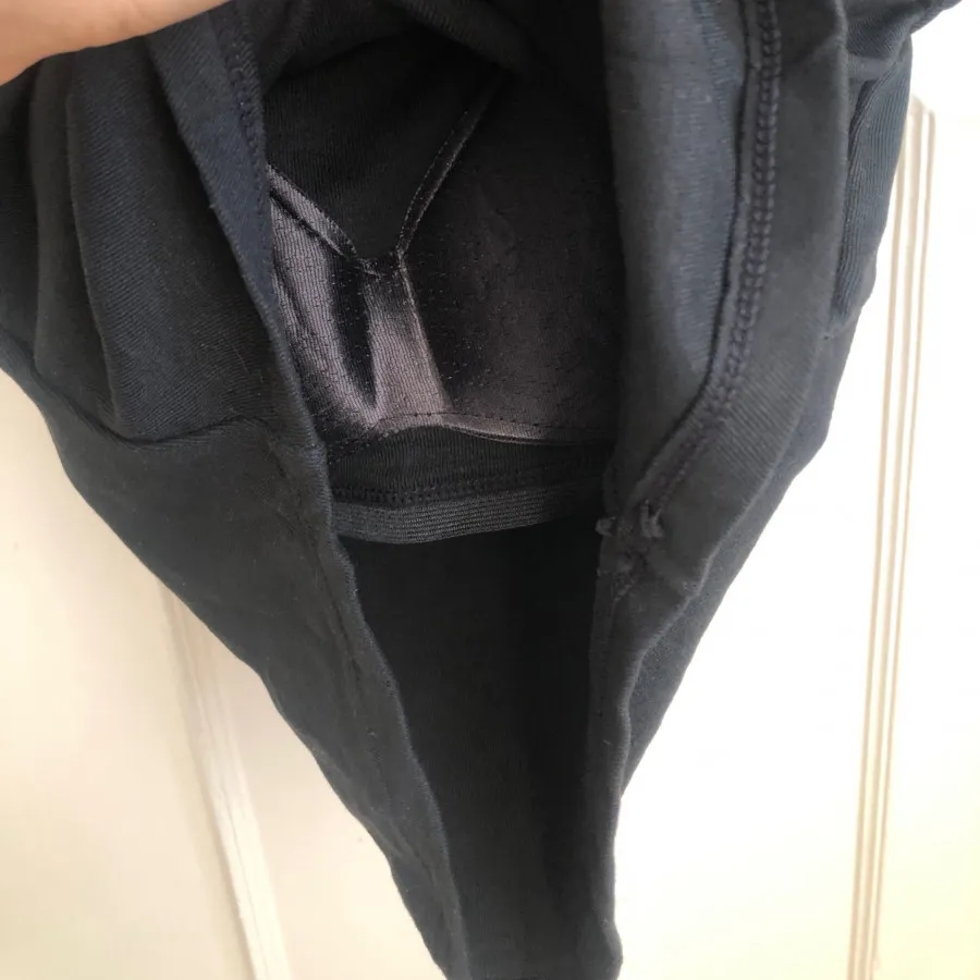 کراپ مشکی با کاپ ثابت