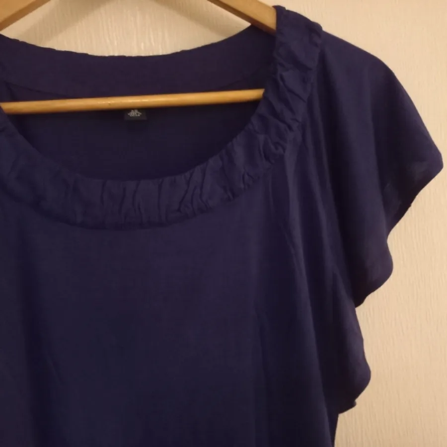 بلوز آستین کلوش کاربنی