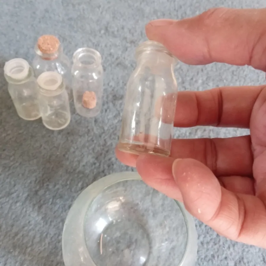 شیشه تزیینی مینیاتوری