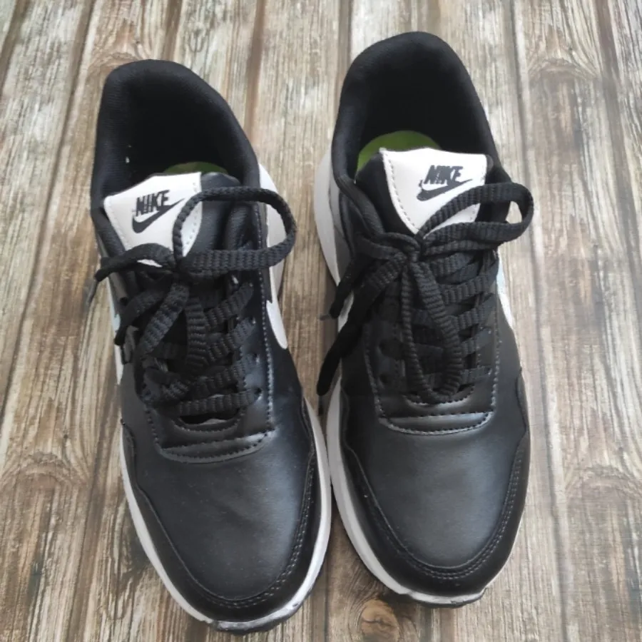 کفش اسپرت ورزشی زنانه