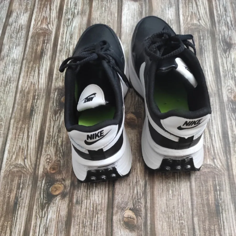 کفش اسپرت ورزشی زنانه