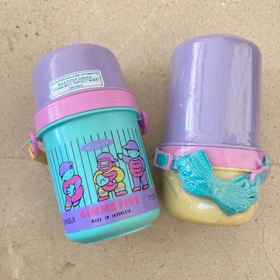 قمقمه کودک اندونزی