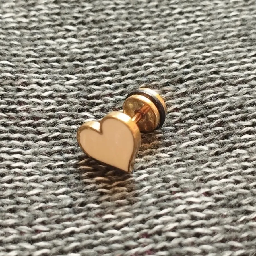 پیرسینگ استیل