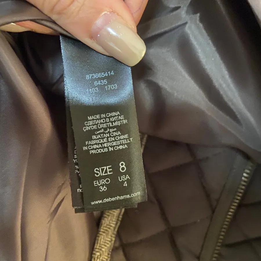 کاپشن دبنهامز