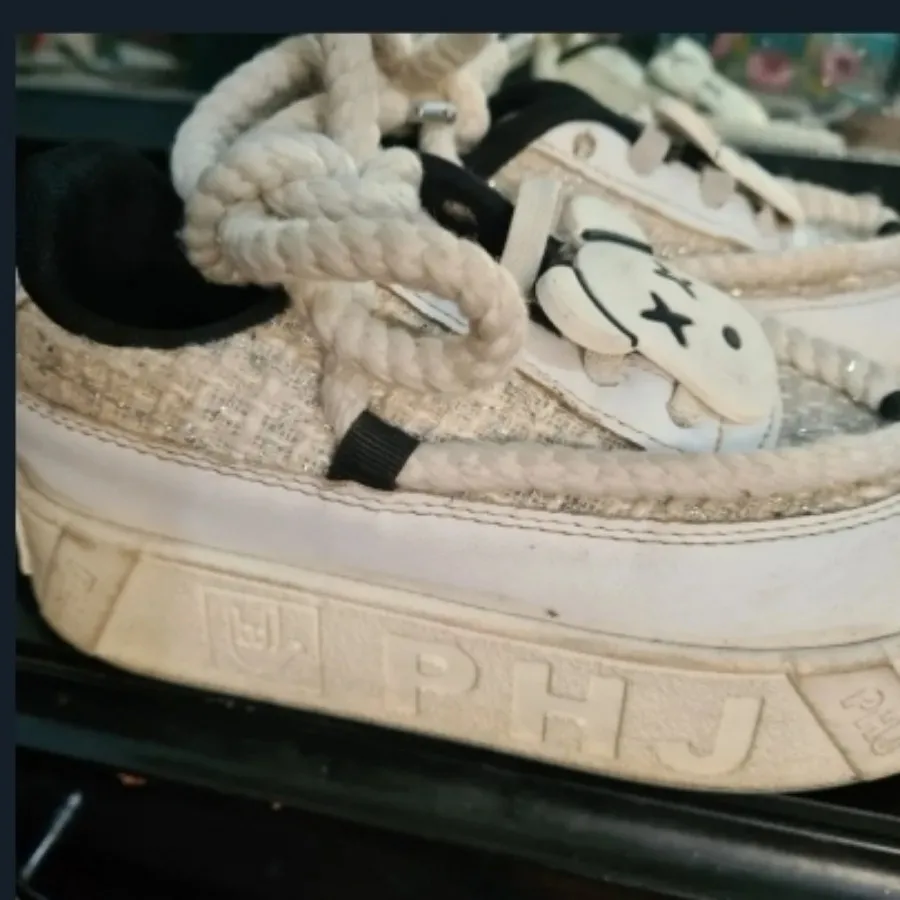 کفش اسپورت دخترونه