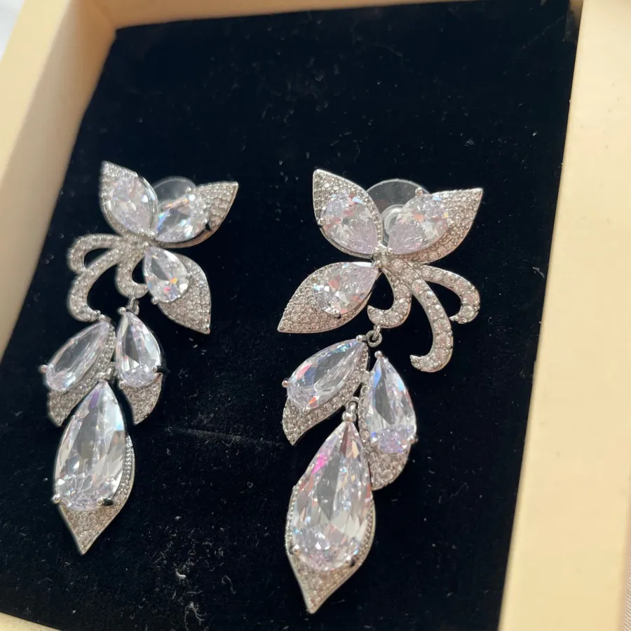 گوشواره طرح جواهر