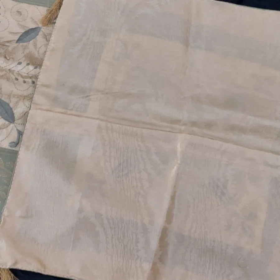 کوسن / رومیزی