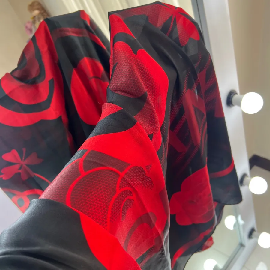 روسری ایتالیایی