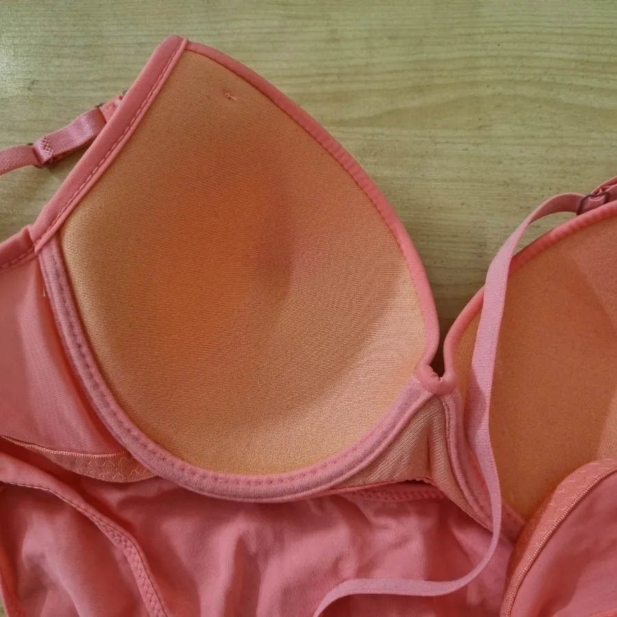 سوتین اسفنجی