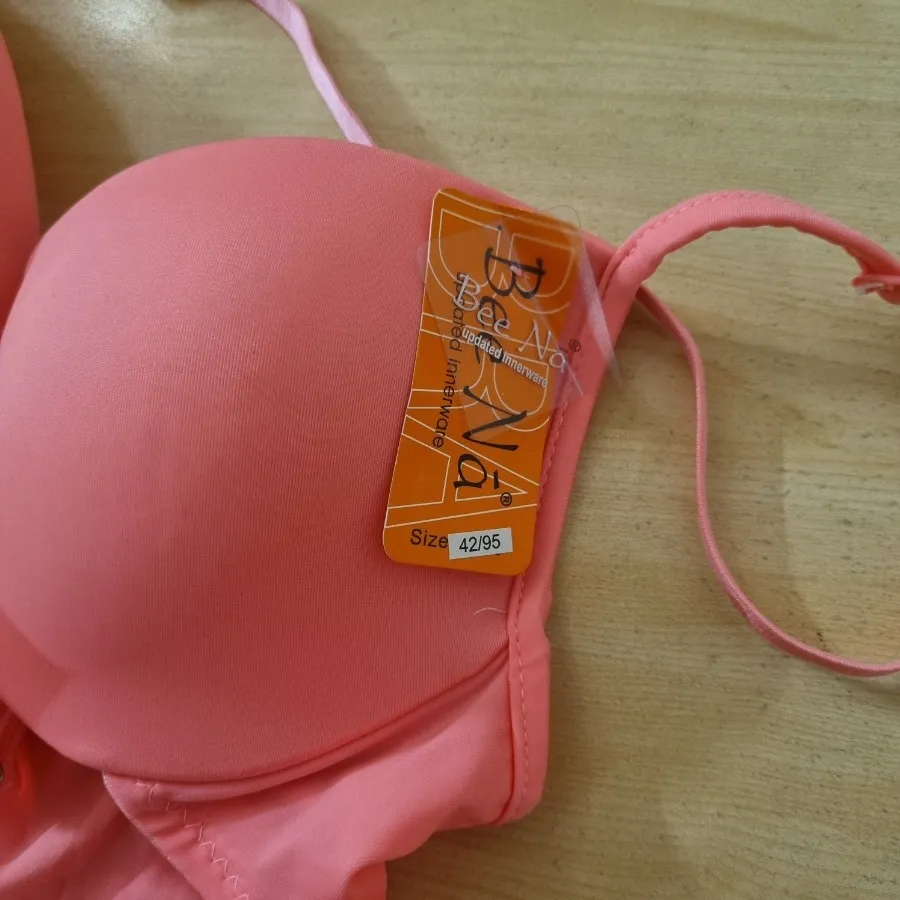 سوتین اسفنجی