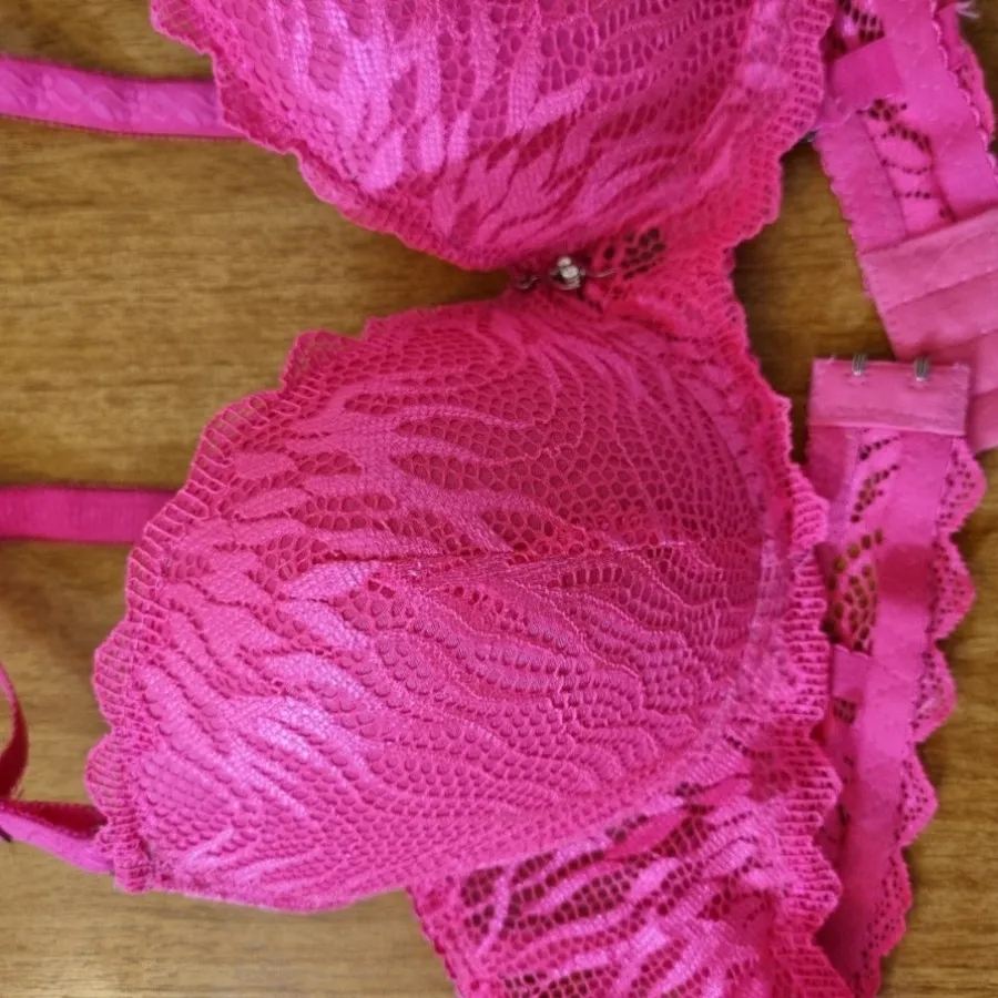 سوتین برند vee vee