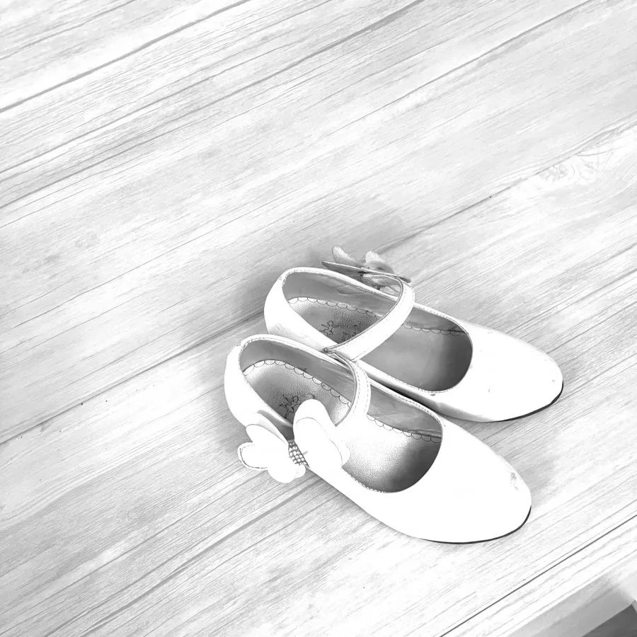 کفش پاشنه بلند سفید