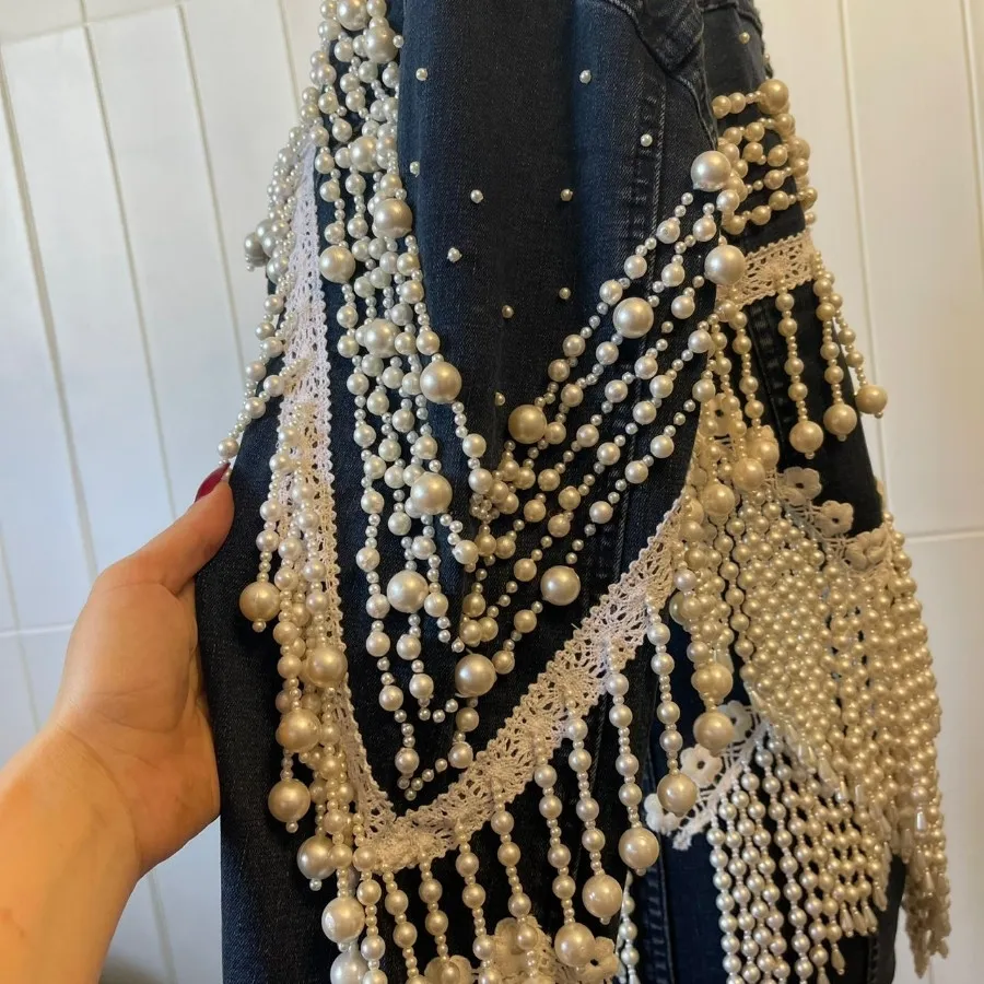 کت جین مرواریدی