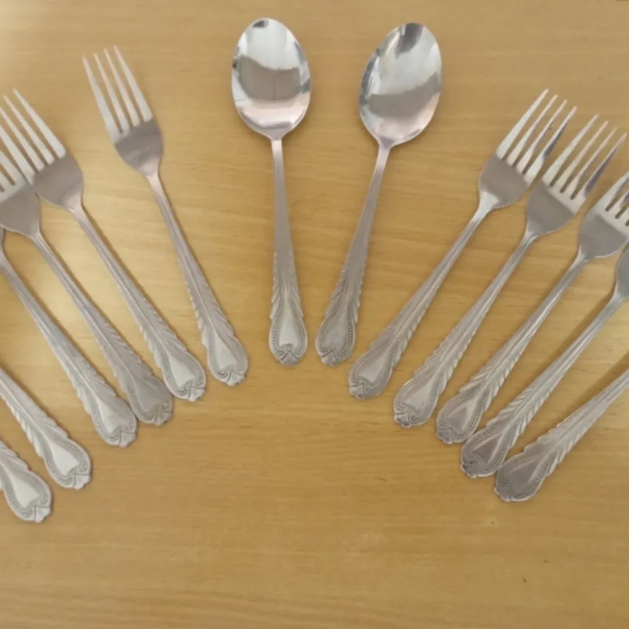 قاشق و چنگال استیل