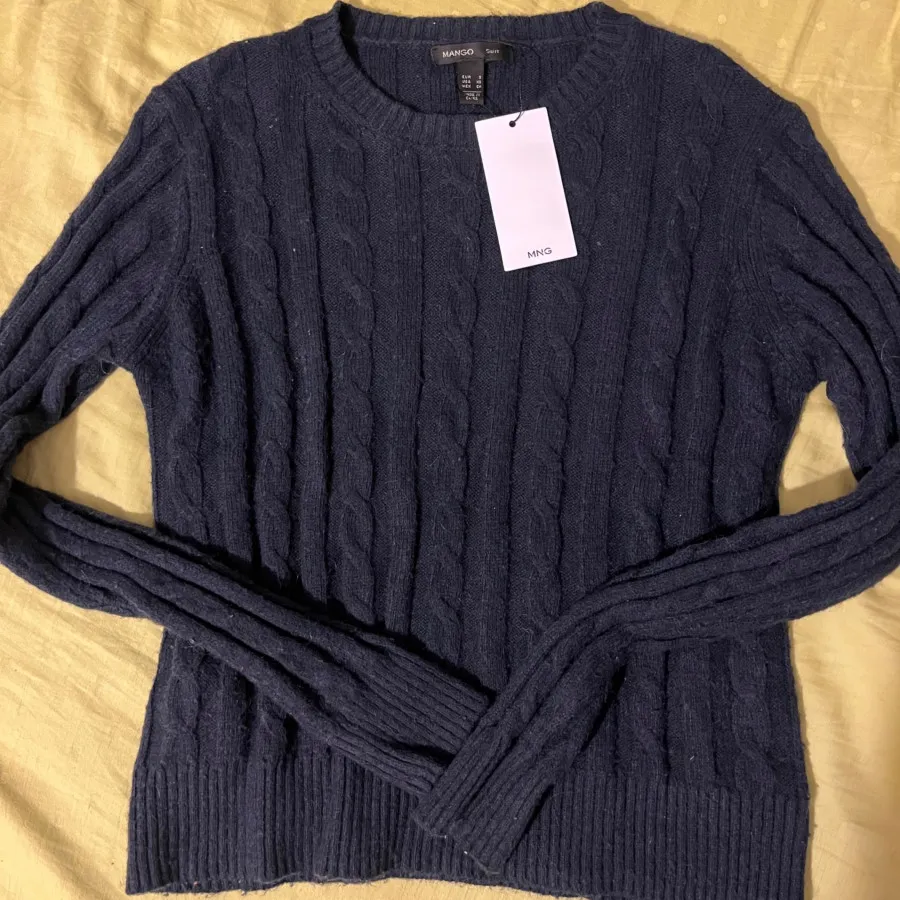 پولیور منگو