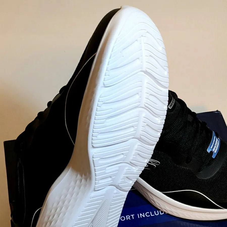 کفش پیاده روی اسکچرز اصل