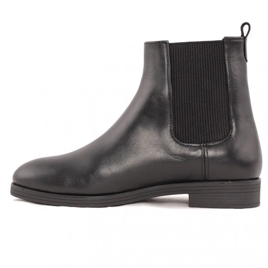 کفش نیم‌بوت دنیلیDanielli