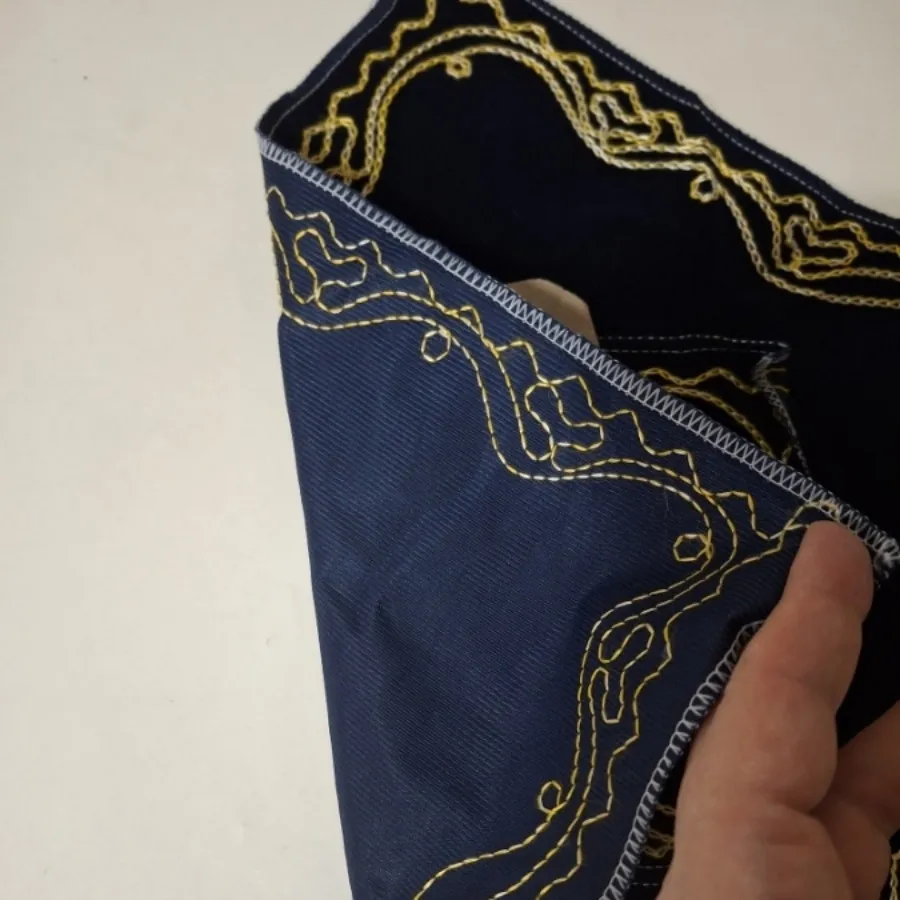 جانماز  دو طرح مختلف