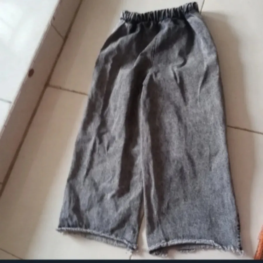 شلوار بچگانه